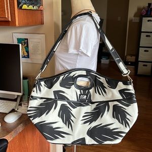 DSW Ivory Palm Print Cooler Tote Bag, NWT
